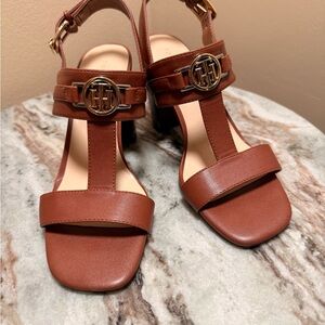Tommy Hilfiger Tan Leather Sandals with Gold Accents